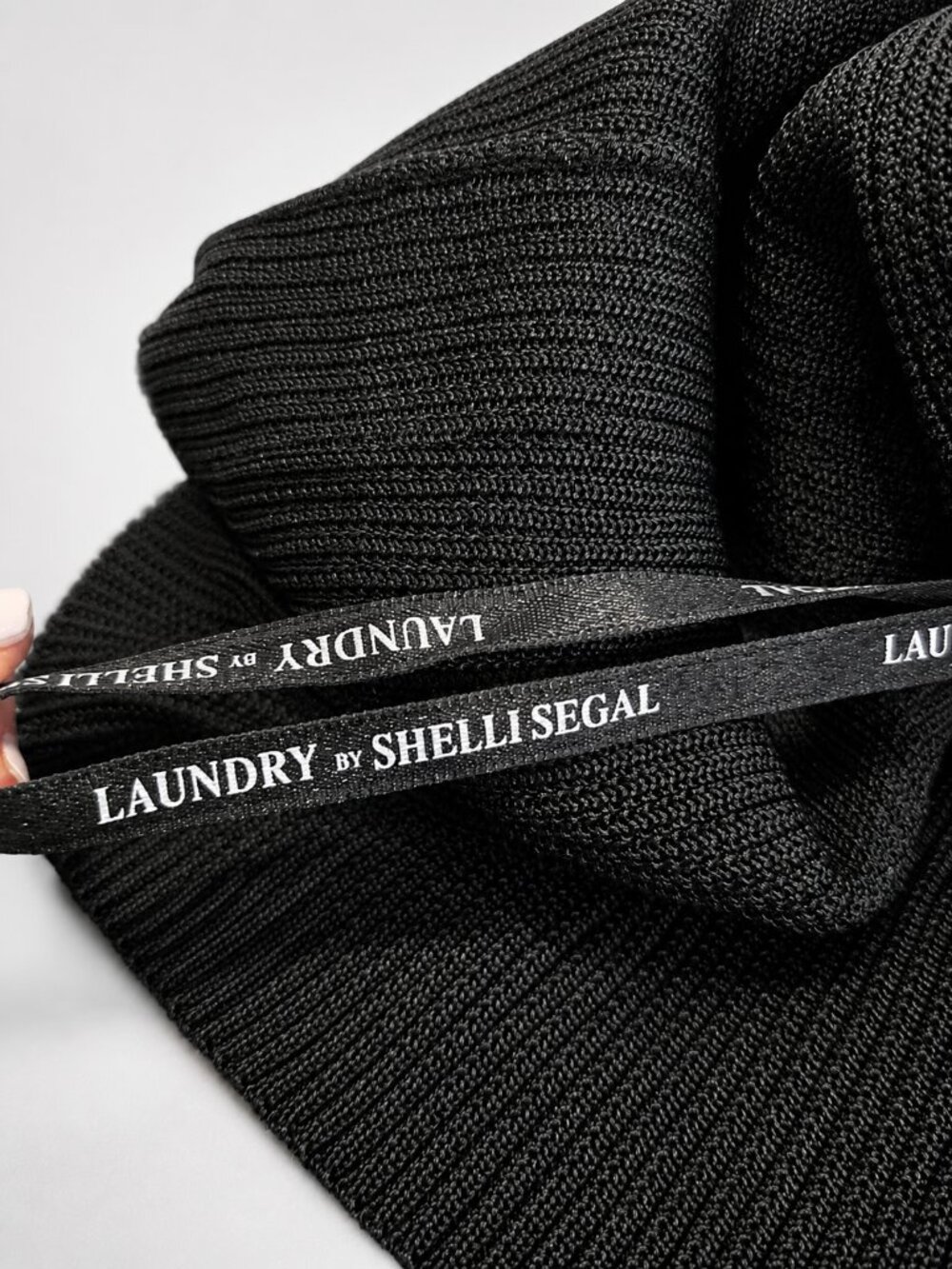 Laundry by Shelli Segal Black Ribbed Knit 2-Piece Cardigan & Tank Set Size L - Picture 13 of 13